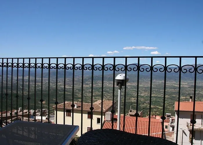 Janas * Бауней